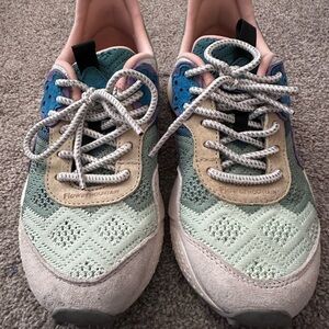 Flower Mountain Women's Colorful Lace-Up Sneakers